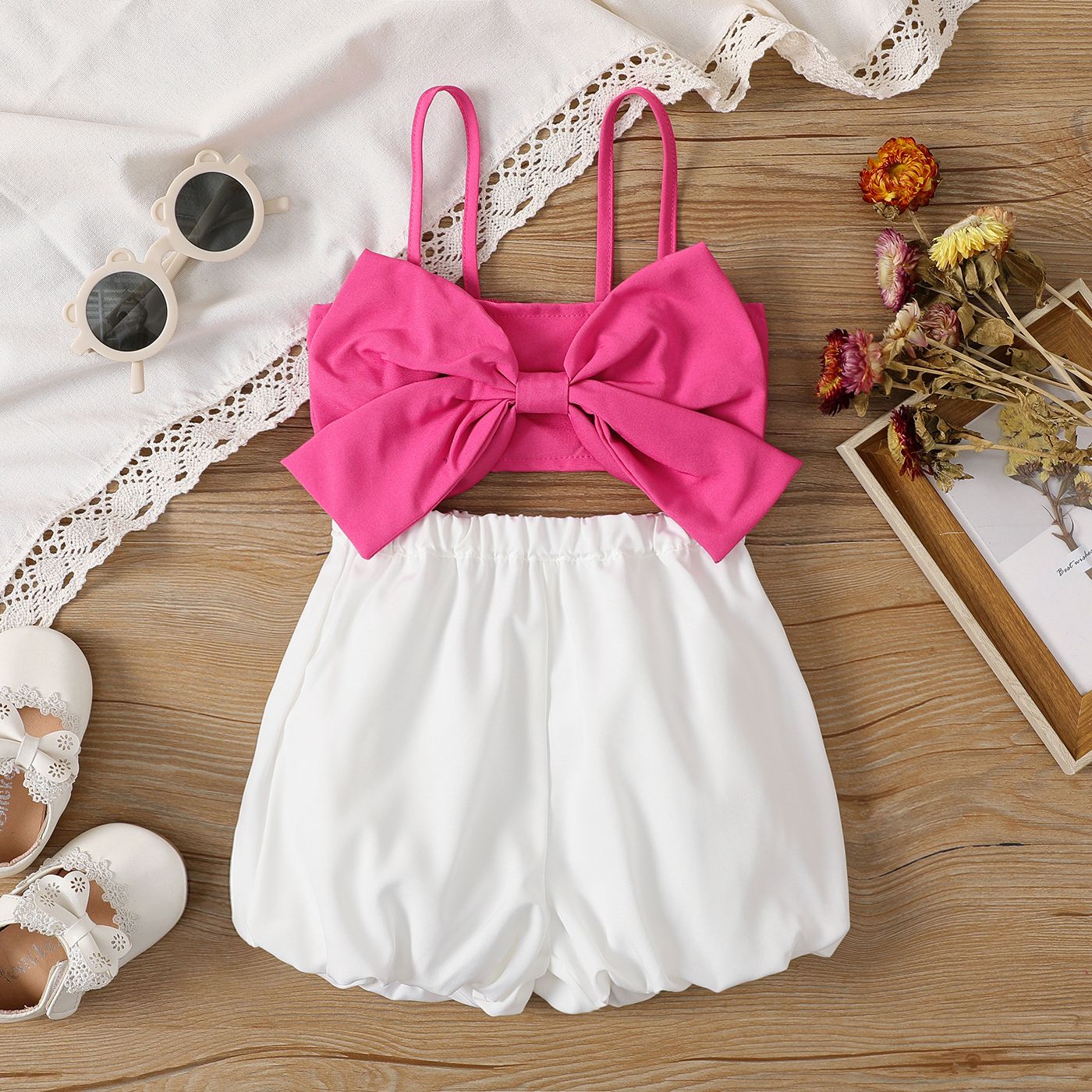 2pcs Baby Girl Bowknot Design Smocked Camisole And Shorts Set
