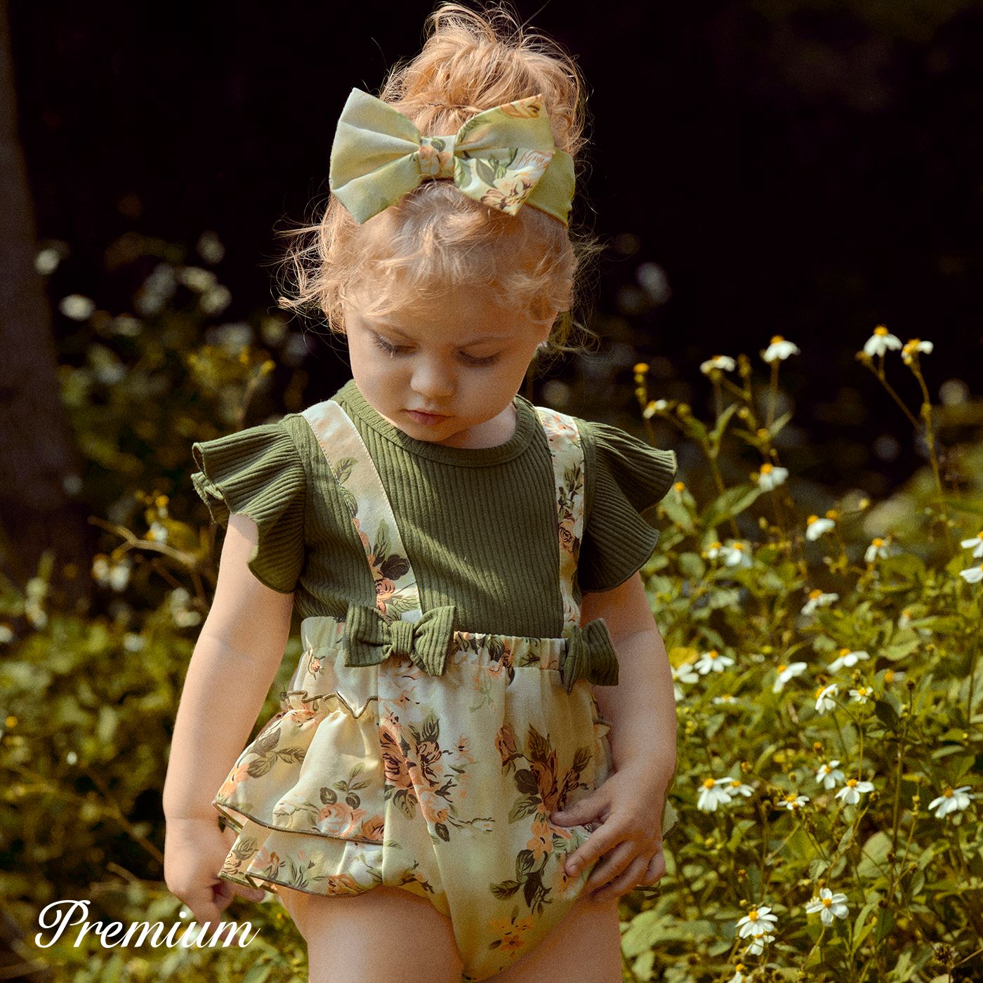 2pcs Baby Girl Solid Ribbed & Floral-print Spliced Bow Front Layered Ruffle Trim Short-sleeve Romper