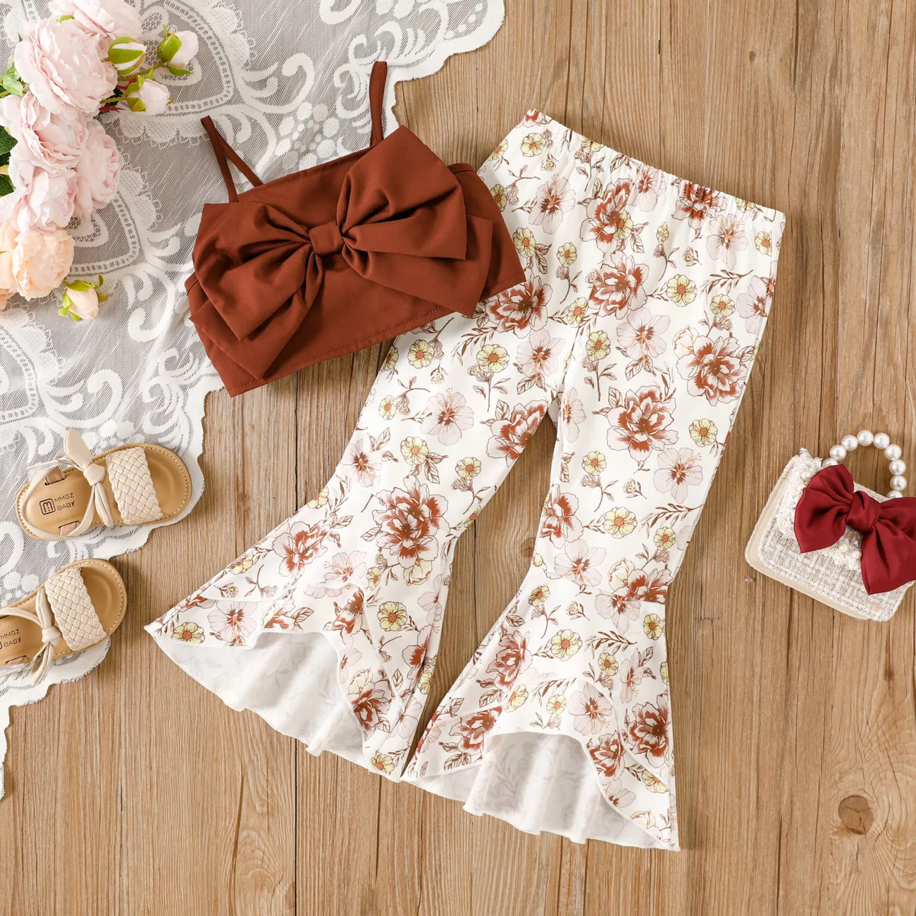 2pcs Toddler Girl Bow Front Crop Camisole and Floral Print Flared Pants Set Brown big image 1