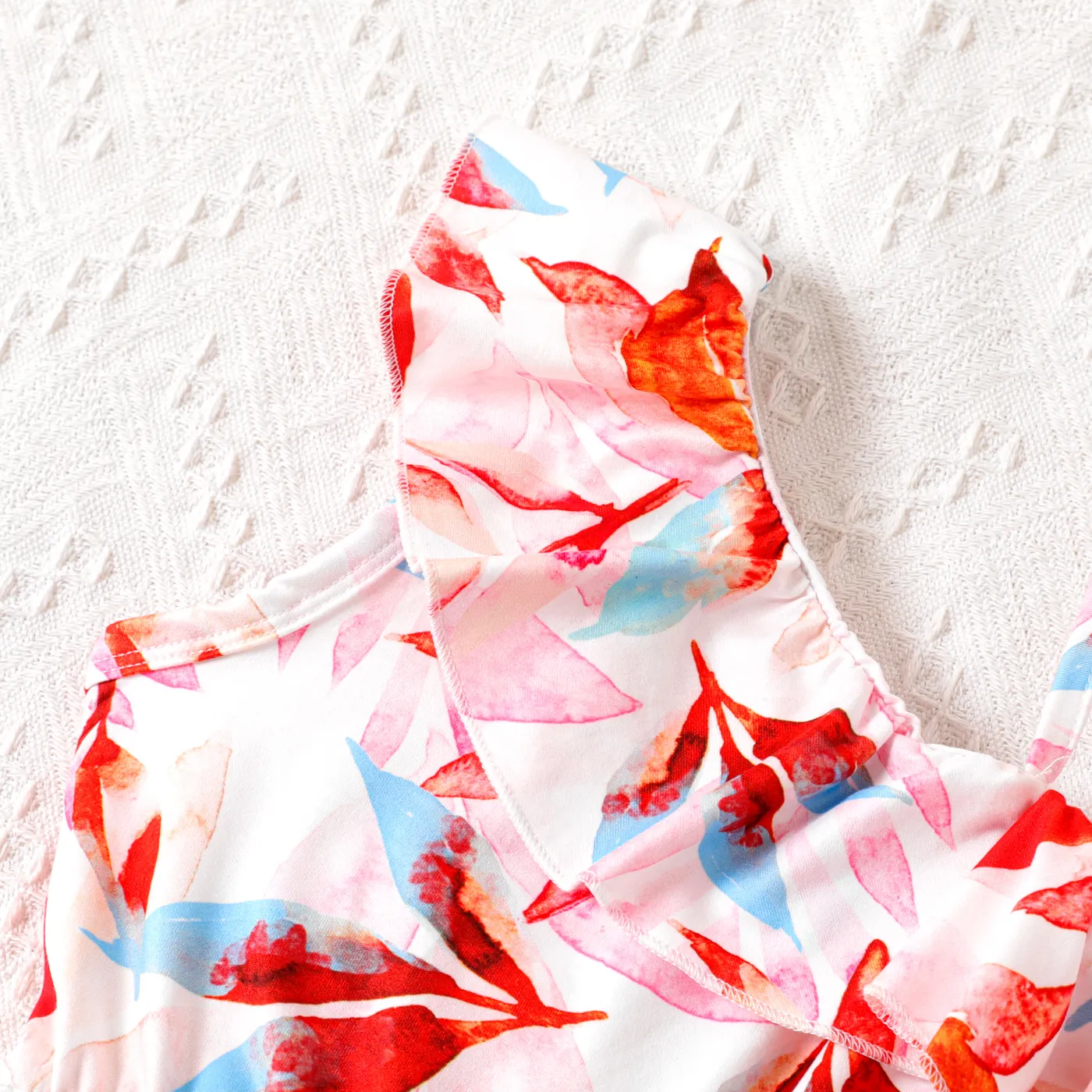 Kid Girl Allover Plant Leaf Print Ruffled One-Shoulder Cami Romper  image 4