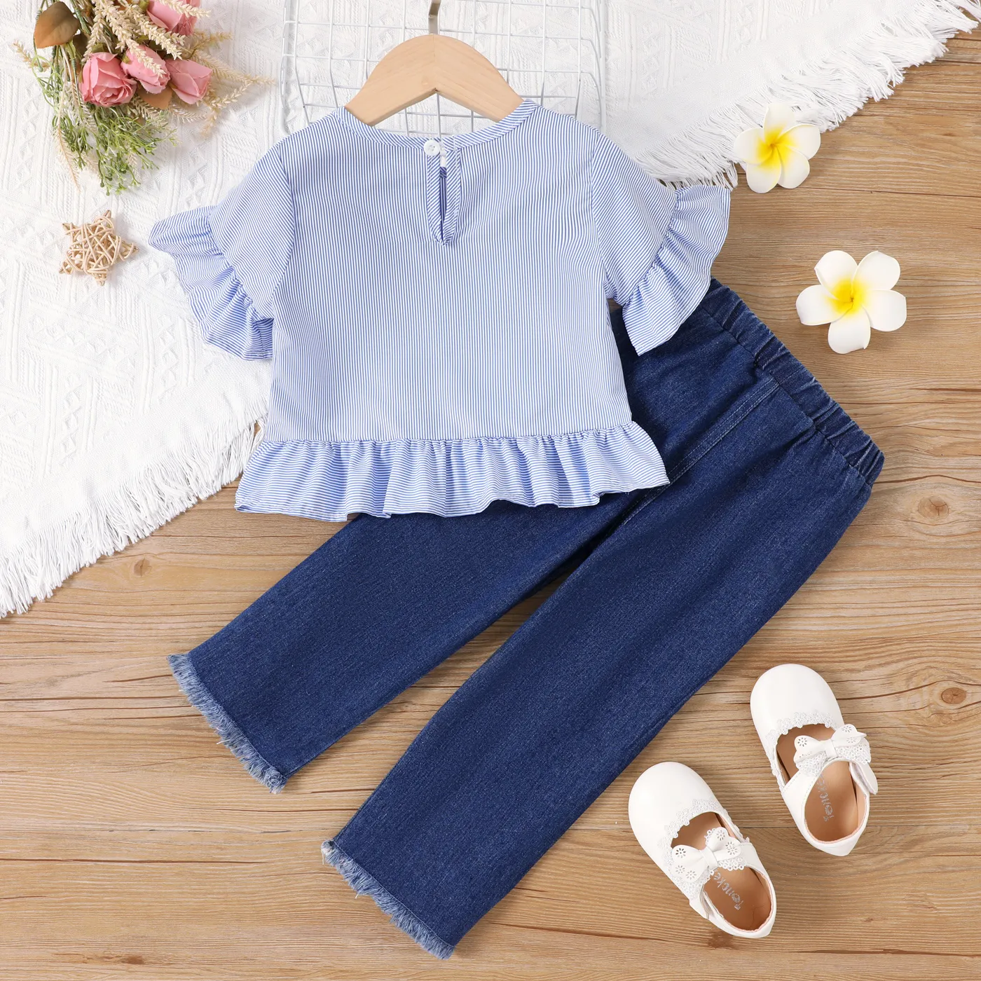 2pcs Toddler Girl Blue Stripe Long-sleeve Ruffled Top and Ripped Jeans Set Blue image 3