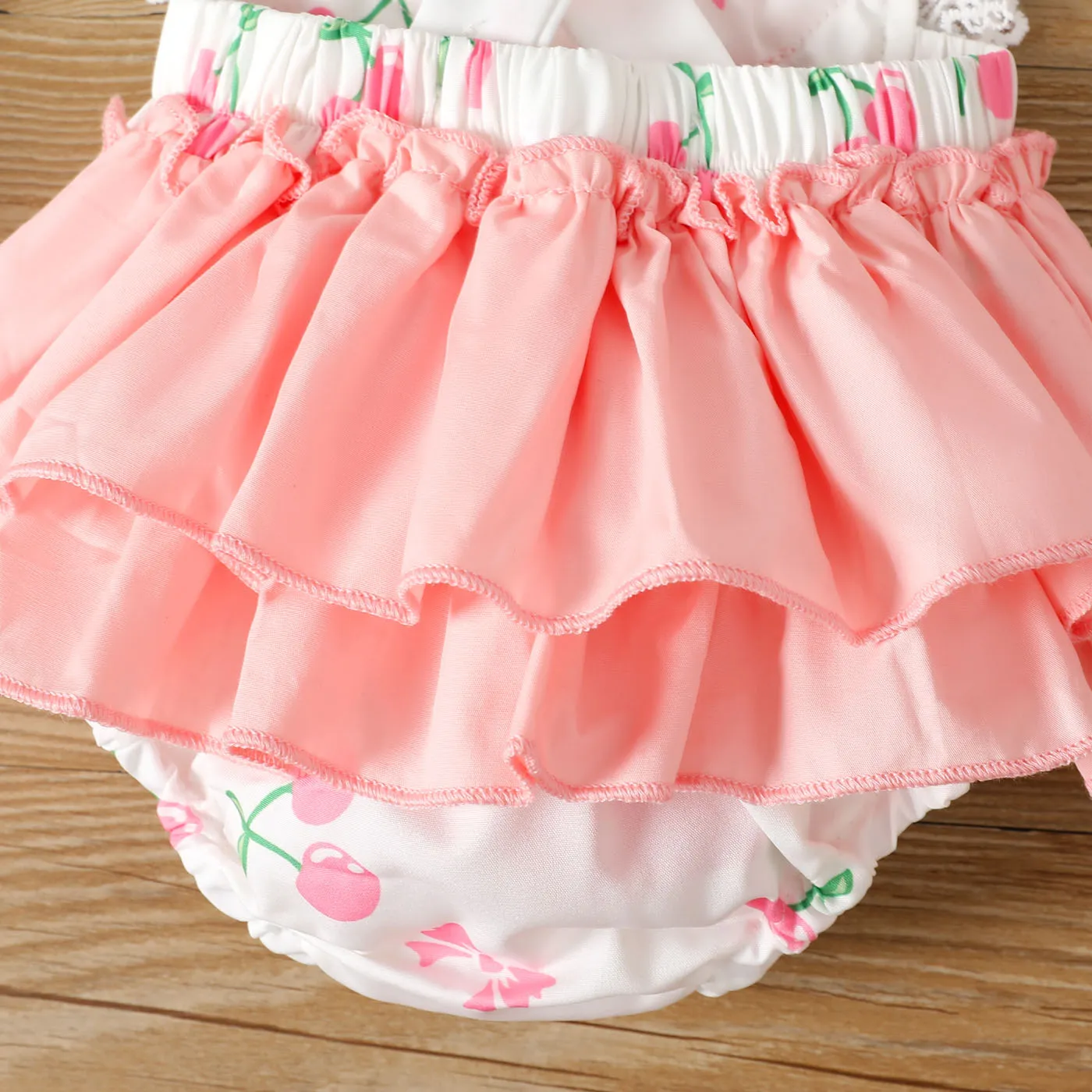 2pcs Baby Girl Heart Embroidered Tank Bodysuit and Headband Set Pink image 4