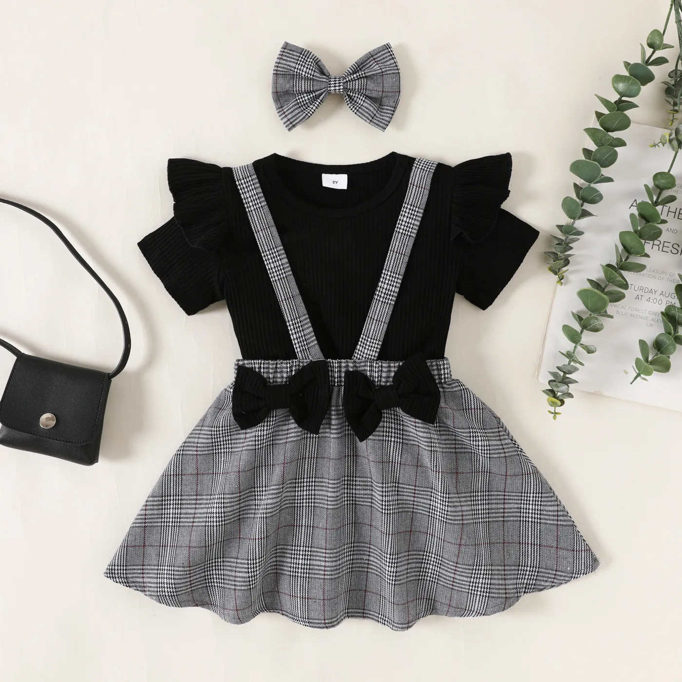 

3pcs Toddler Girl Plaid Bow Hair Ties & Suspender Skirt & Black Short-sleeve Ribbed Top Set