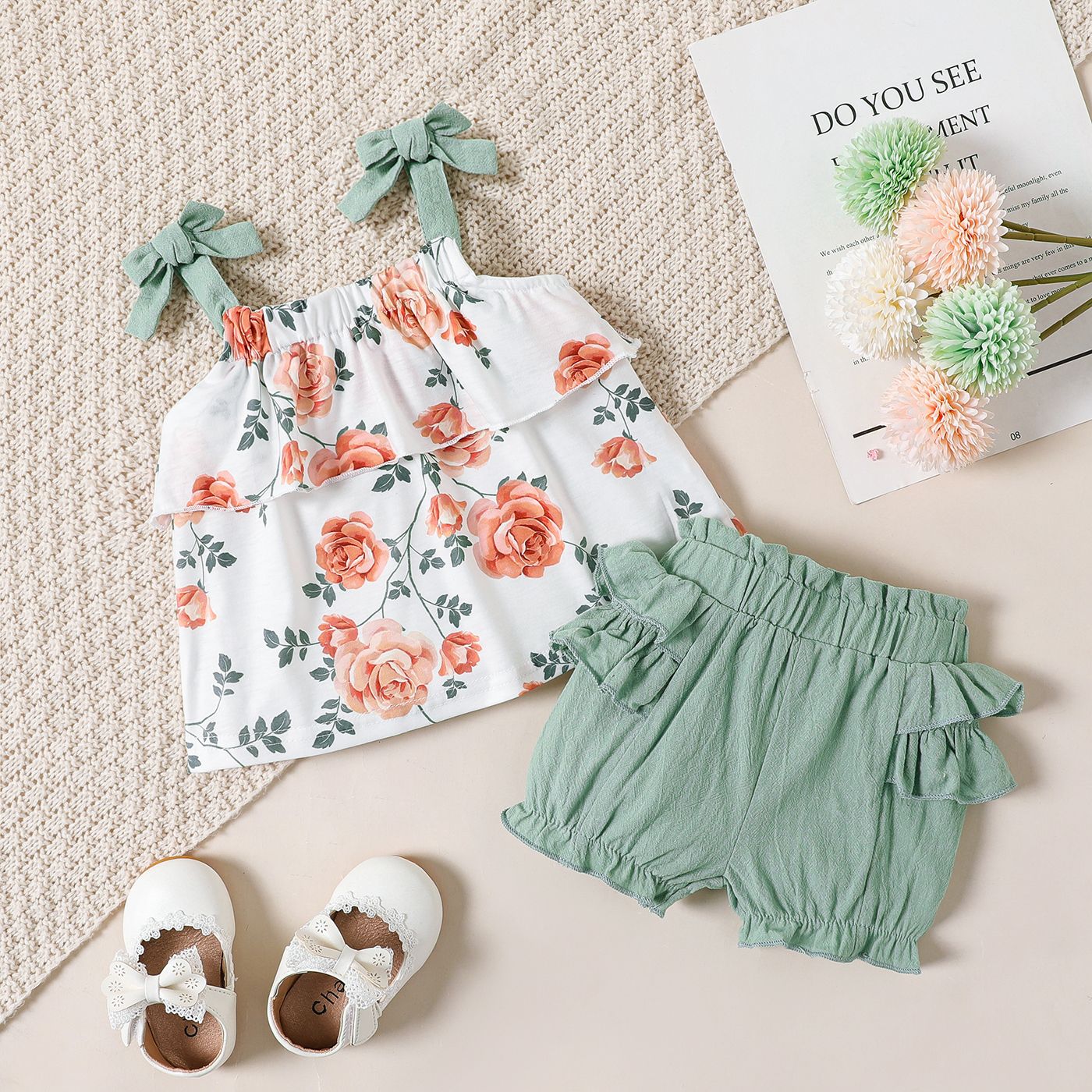 

2pcs Baby Girl Allover Floral Print Tangled Strap Top and 100% Cotton Ruffle Solid Shorts Set