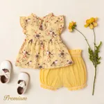 2pcs Baby Girl 100% Cotton Allover Floral Print Frill Trim Tank Top and Shorts Set  image 2