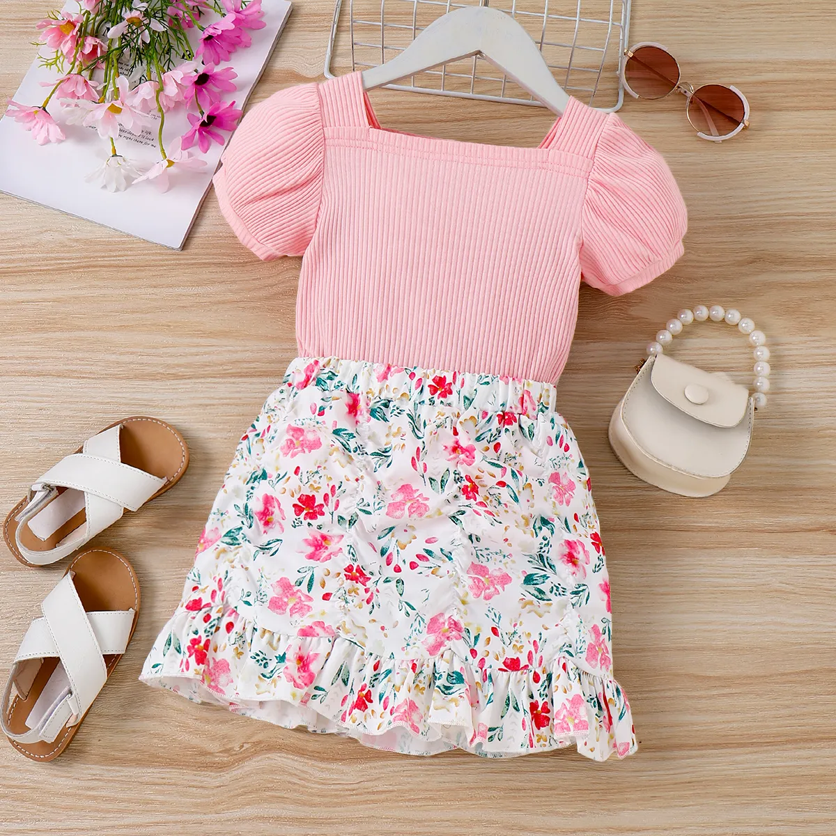 2pcs Toddler Girl Sweet Solid Puff Sleeve Ribbed Cotton Top and Floral Print Skirt Set  big image 1