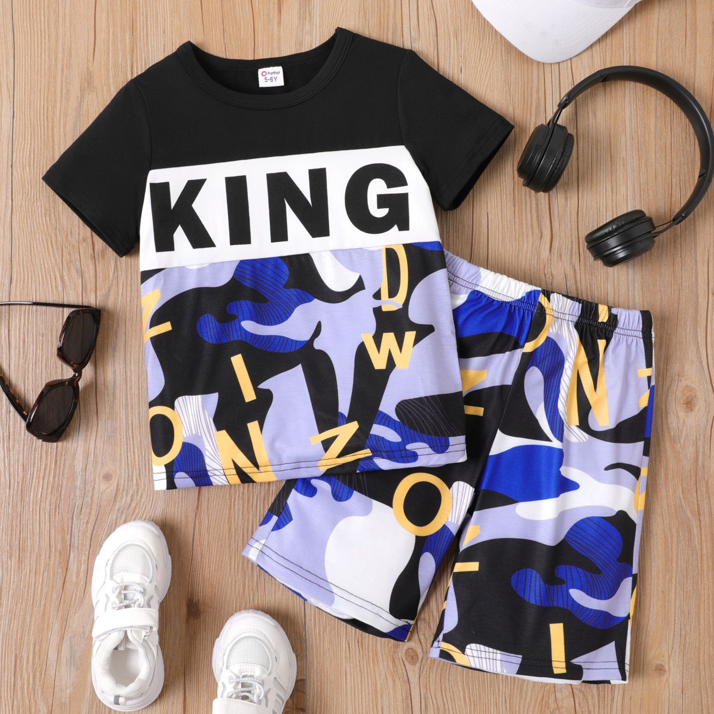 

2pcs Kid Boy Letter Print Color Block Short-sleeve Tee and Shorts Set