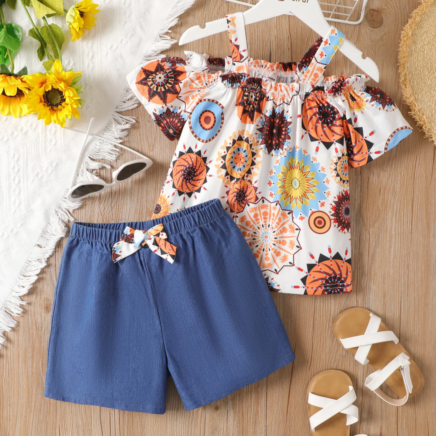 2pcs Kid Girl Allover Floral Print Strappy Short-sleeve Top and Solid Shorts Set ColorBlock big image 1
