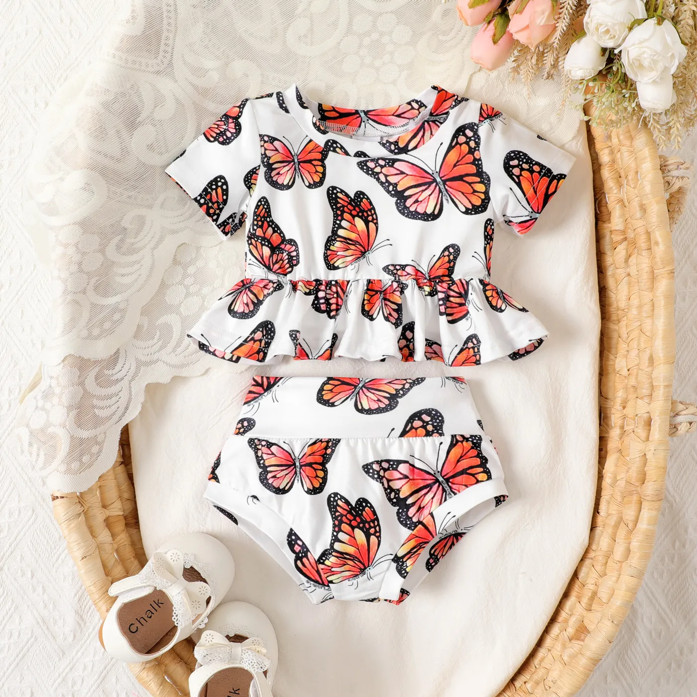 2pcs Baby Girl Allover Butterfly Print Ruffle Short-sleeve Top And Shorts Set