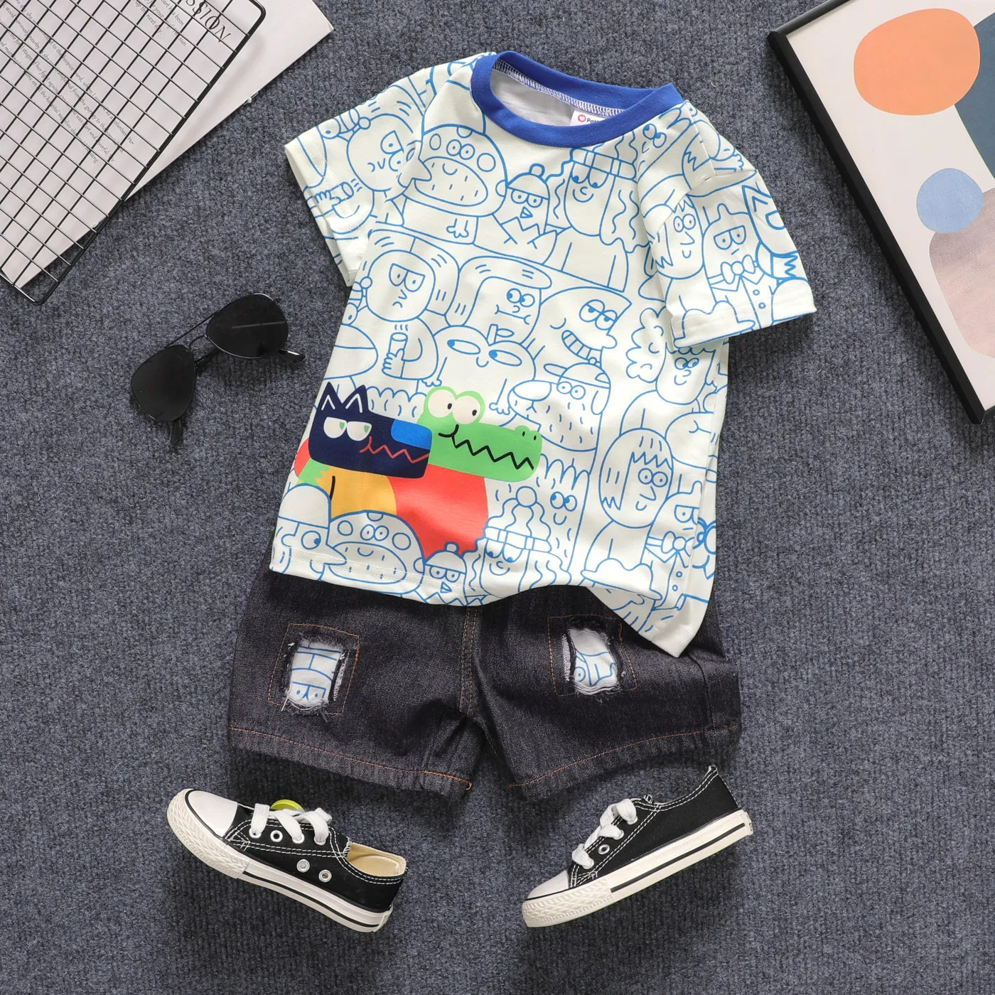 2pcs Toddler Boy Allover Print Tee and Ripped Denim Shorts Set Black big image 1