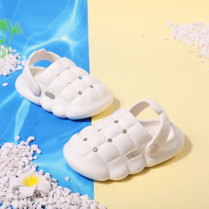 Chaussures creuses mignonnes pour bébés / tout-petits / enfants