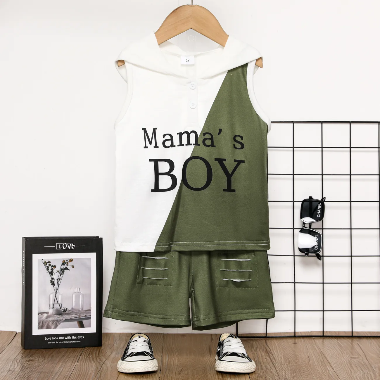 2pcs Toddler Boy Letter Print Two Tone Hooded Tank Top and Ripped Shorts Set Green big image 1