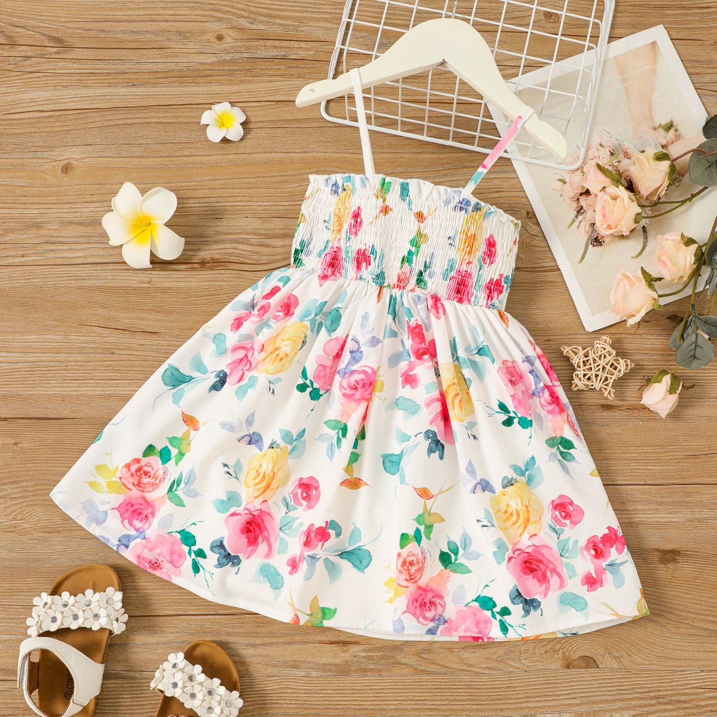 

Toddler Girl Floral Print / Solid Smocked Cami Dress