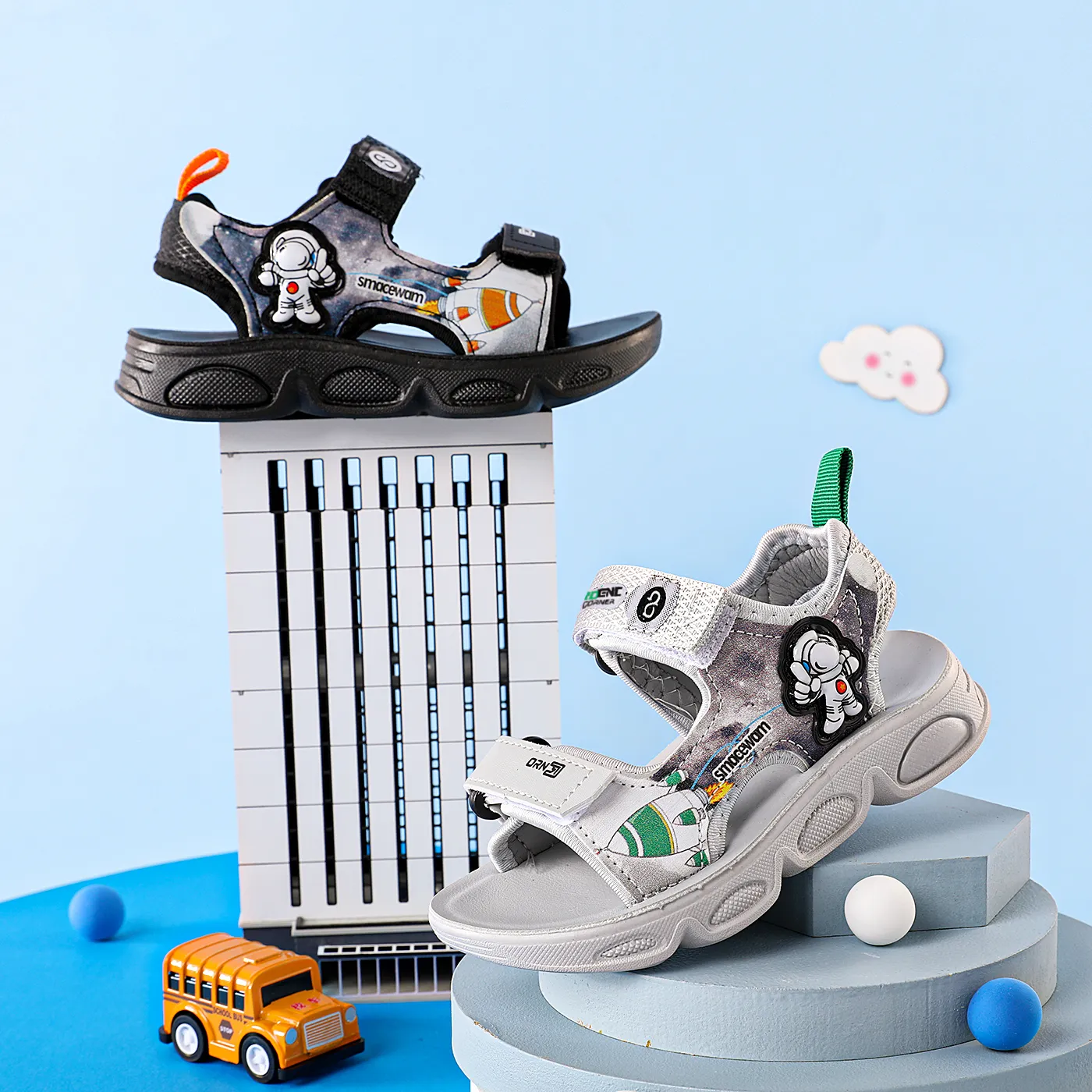 Toddler / Kid Astronaut Graphic Sandals