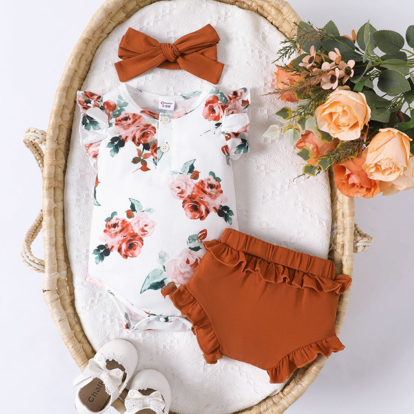 

3pcs Baby Girl Floral Print Ruffle Romper and Solid Shorts & Headband Set