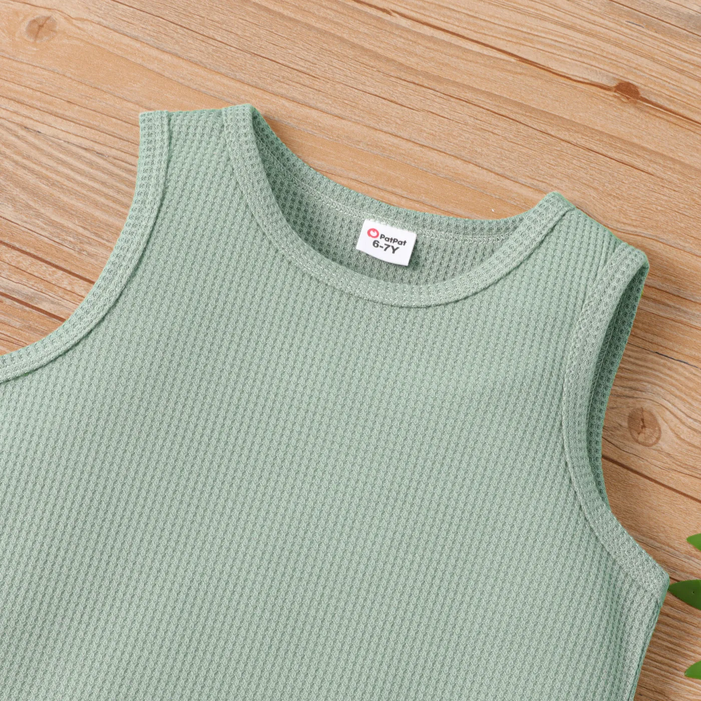 2pcs Kid Boy Solid Waffle Tank Top and Shorts Set  image 3