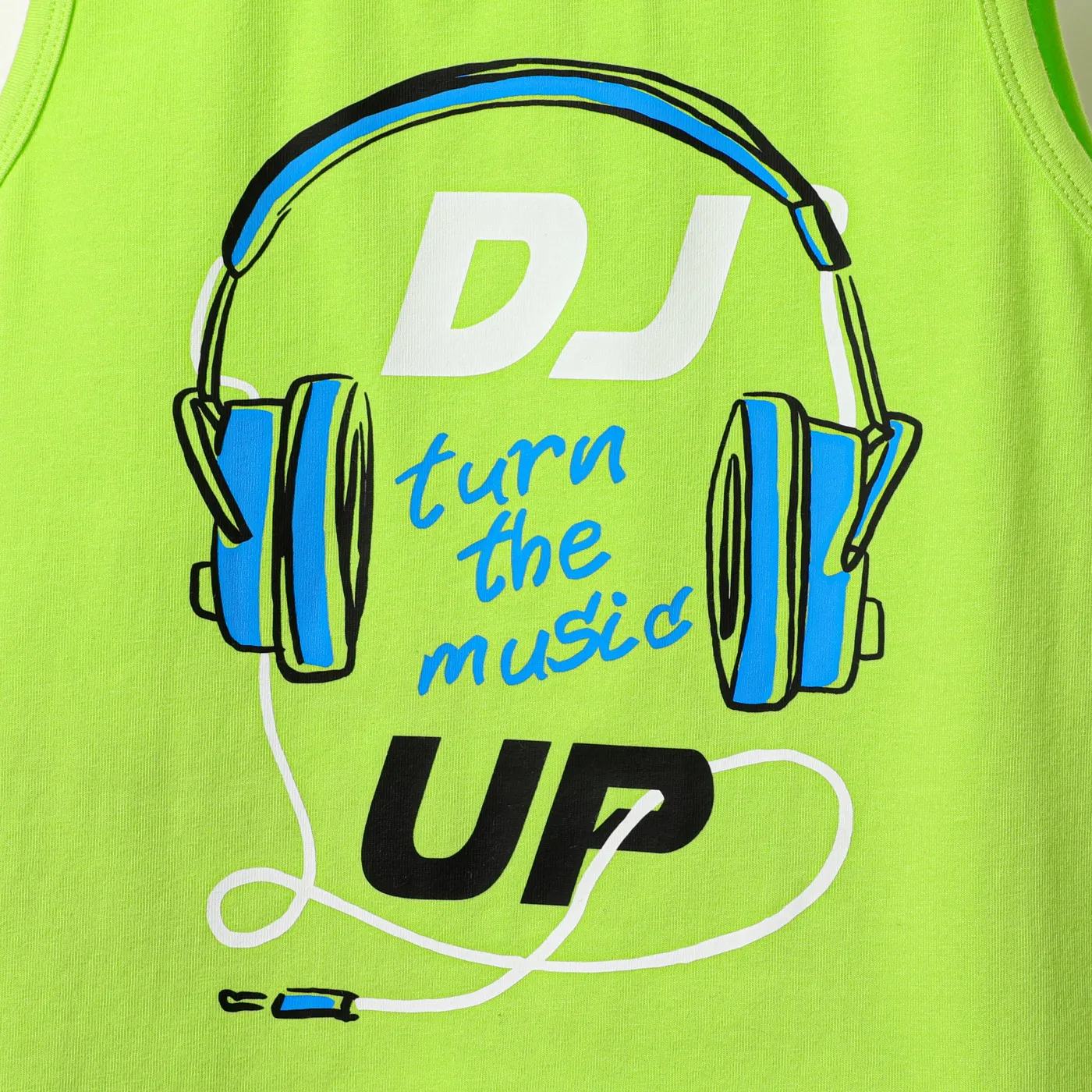2pcs Kid Boy Cotton Headphones Letters Print Tank Top and Allover Diamond Print Shorts Set  image 3