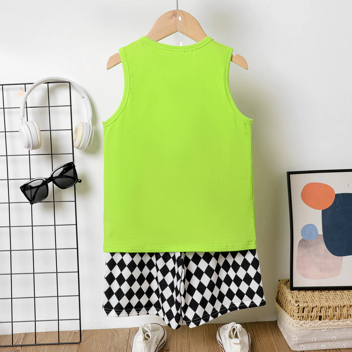 2pcs Kid Boy Cotton Headphones Letters Print Tank Top and Allover Diamond Print Shorts Set  image 5