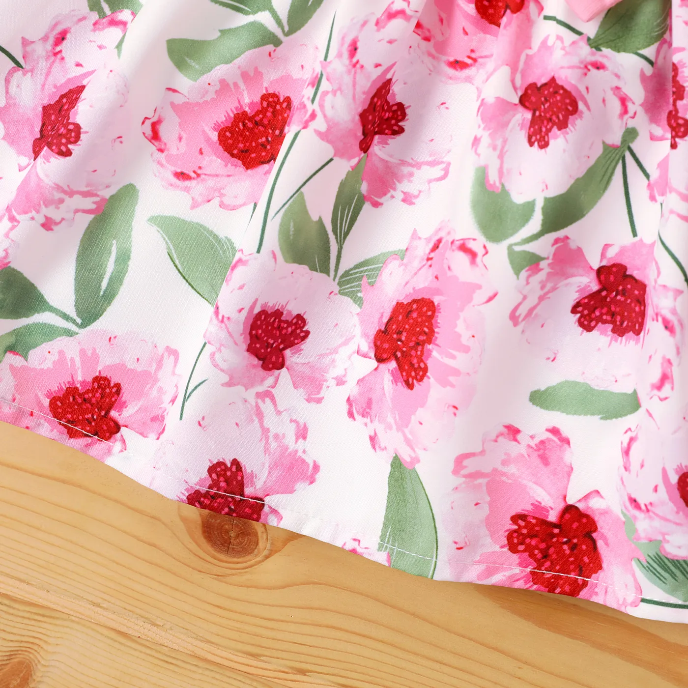 2pcs Toddler Girl Ruffled One-Shoulder Tank Top and Floral Print Bow Front Skirt Set Pink image 5