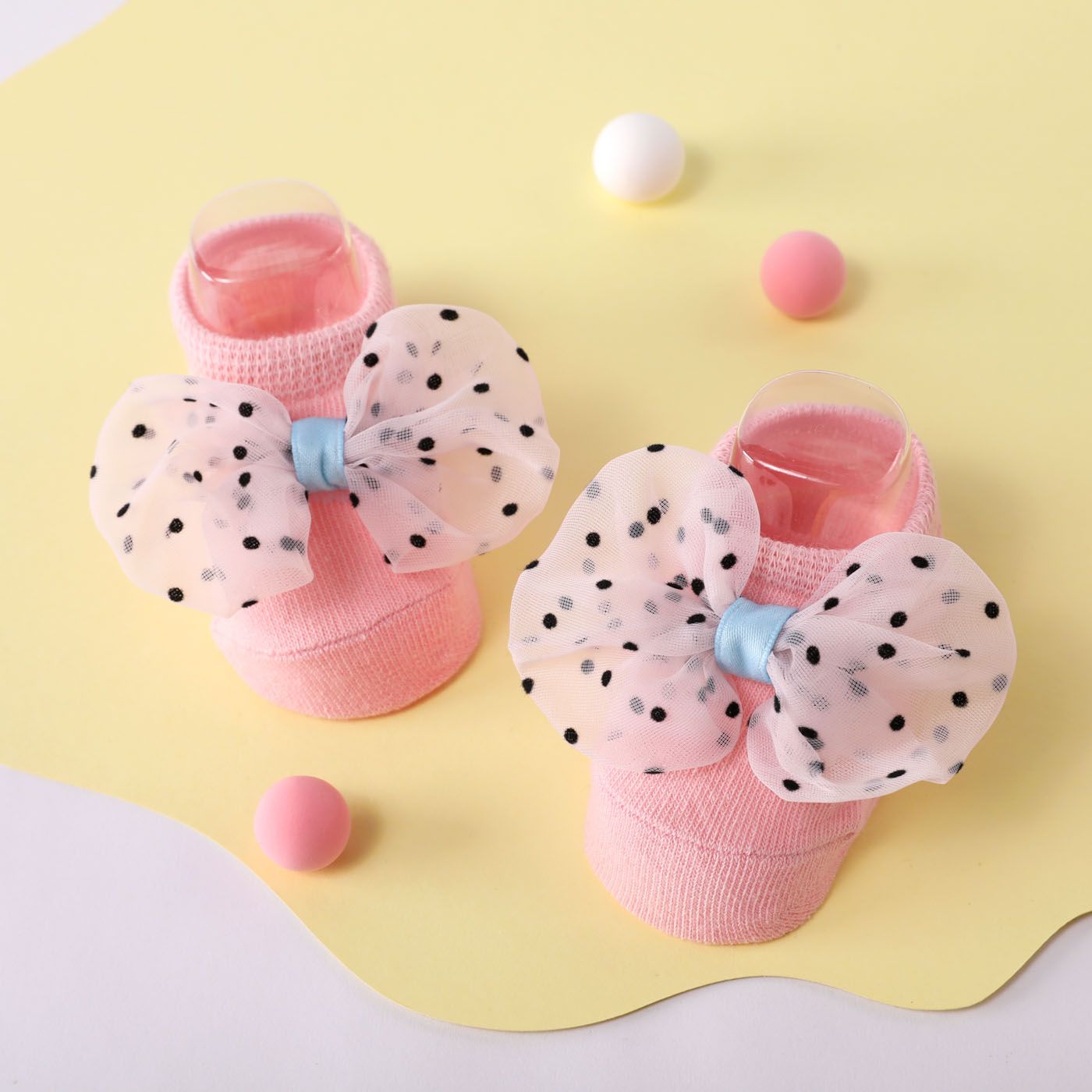 

2pcs Baby Polka Dots Print Bow Decor Socks and Headband Set
