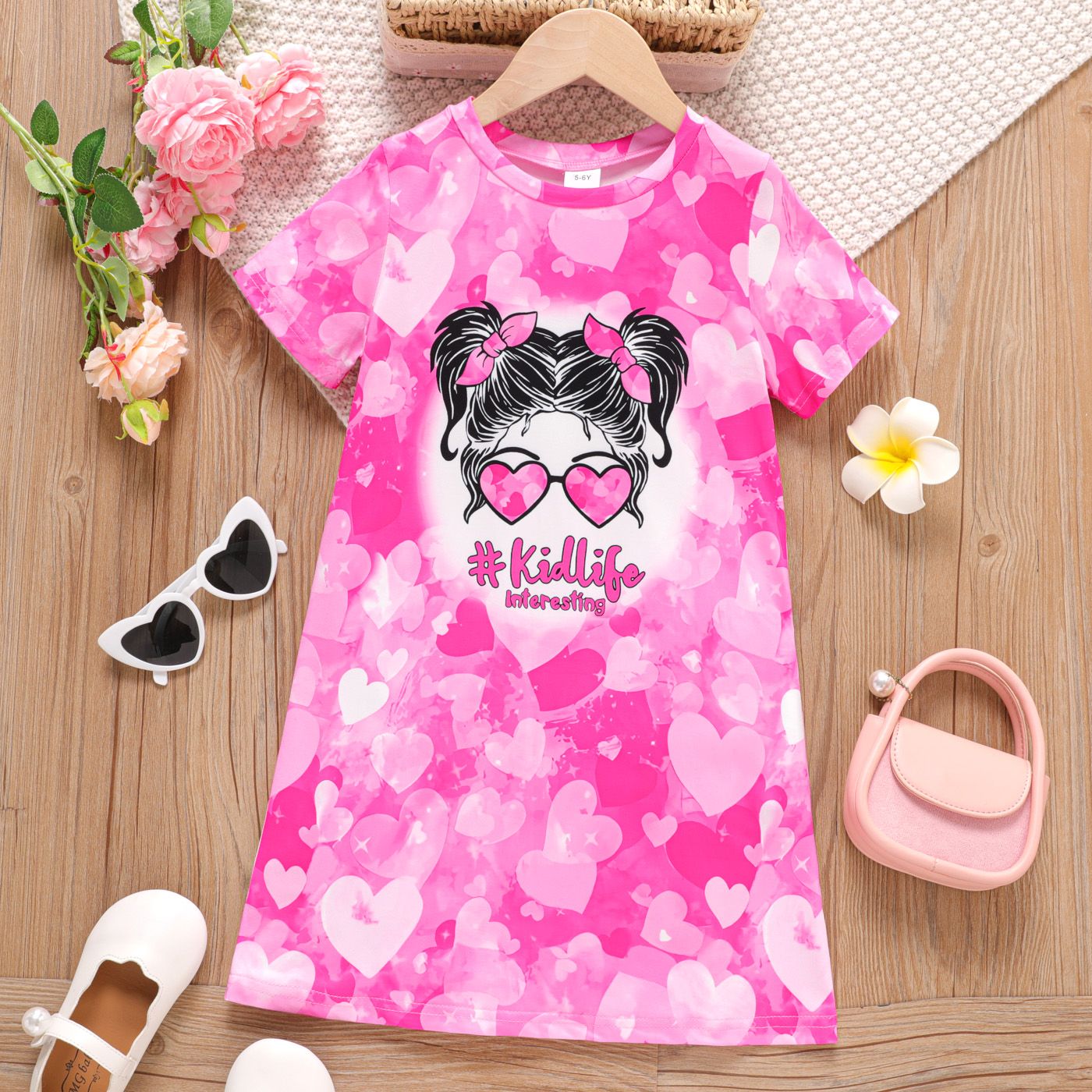 

Kid Girl Heart & Figure Pattern Short-sleeve Tee Dress