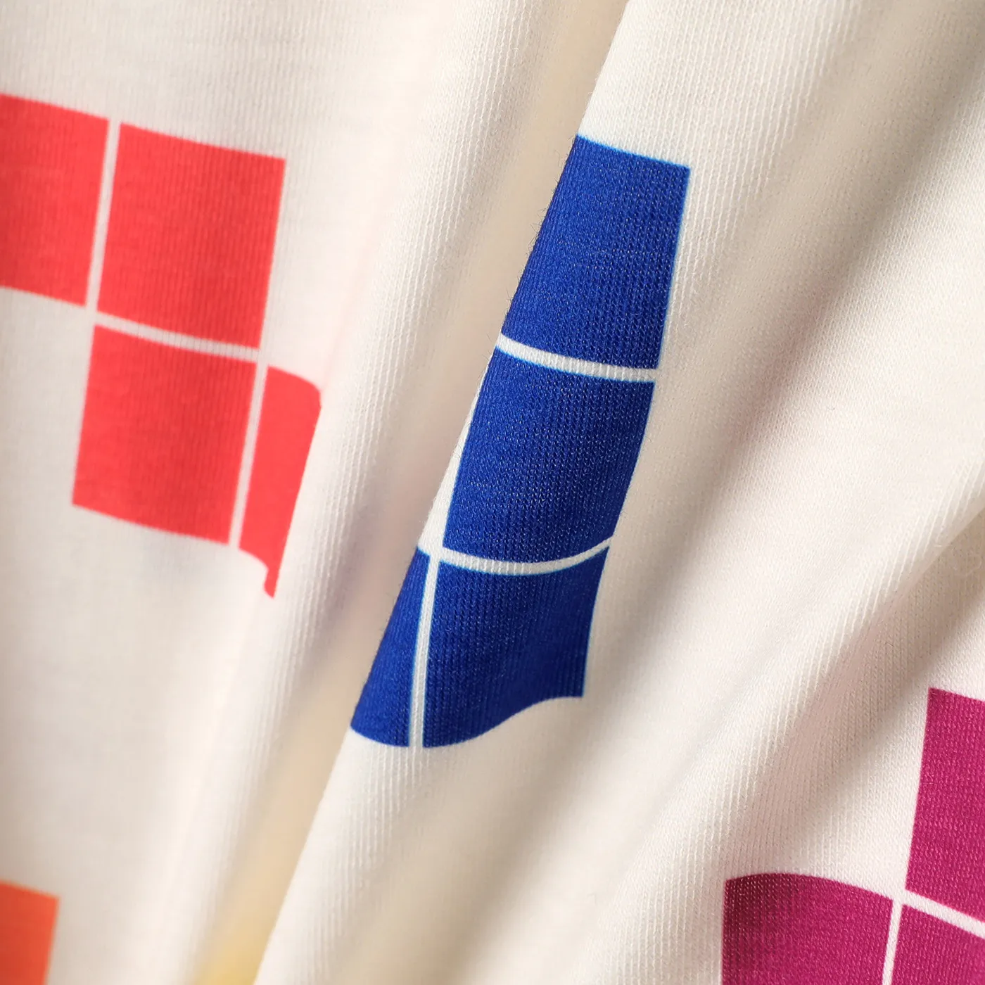 2pcs Kid Boy Tetris Print Long-sleeve Top and Shorts Set   image 4