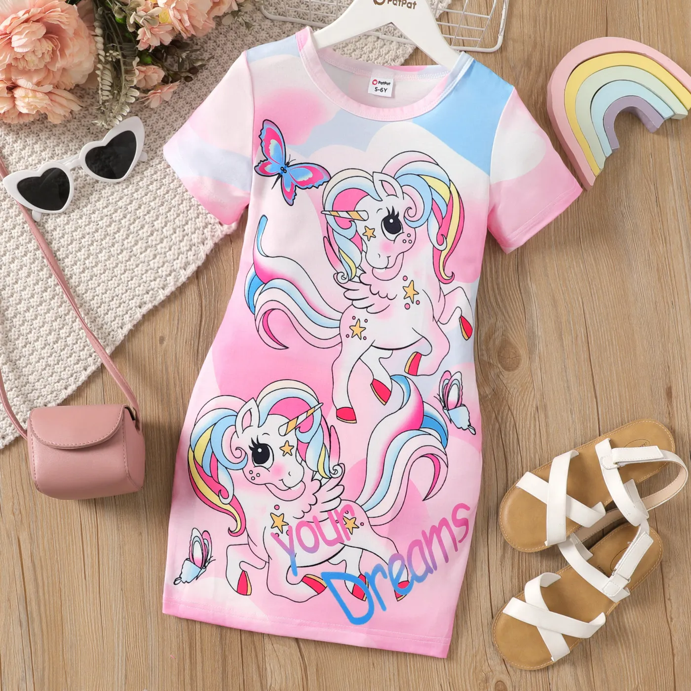 

Kid Girl Unicorn & Letter Print Short-sleeve Tunic Dress