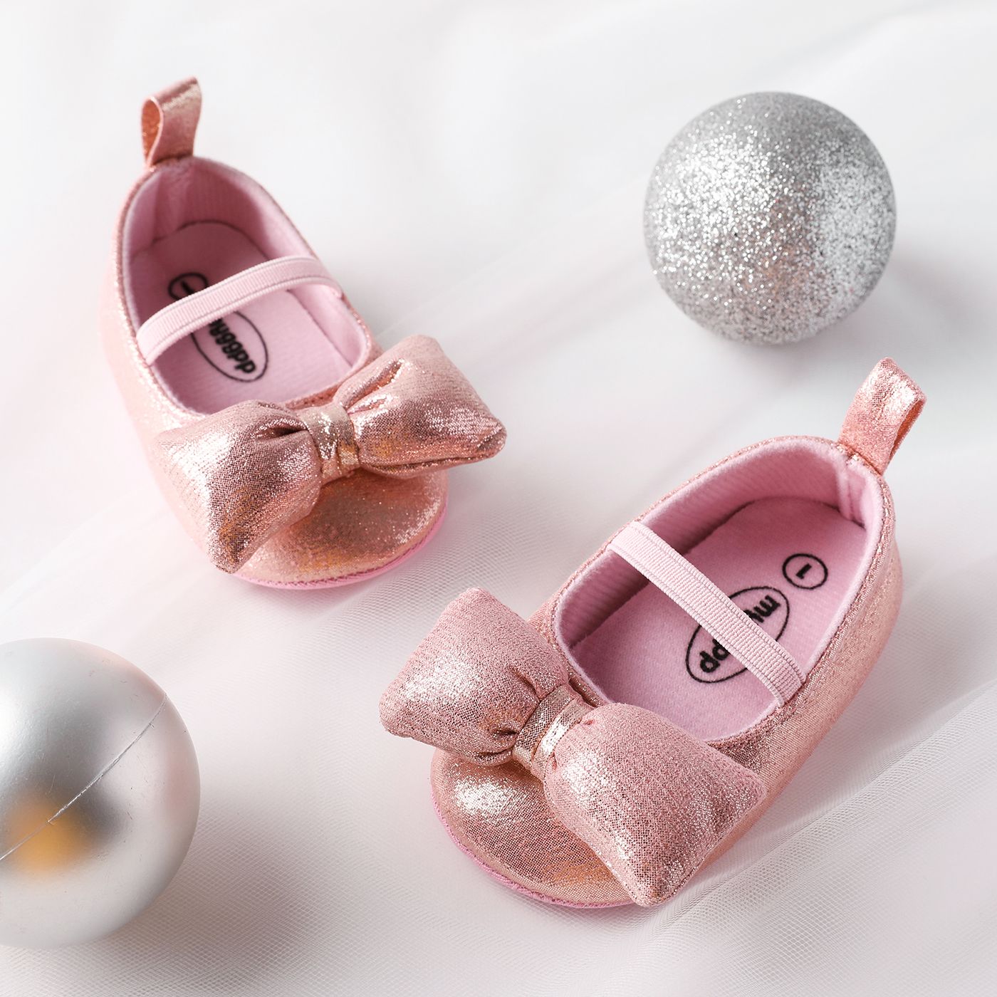 

Baby Bow Decor Sweet Prewalker Shoes