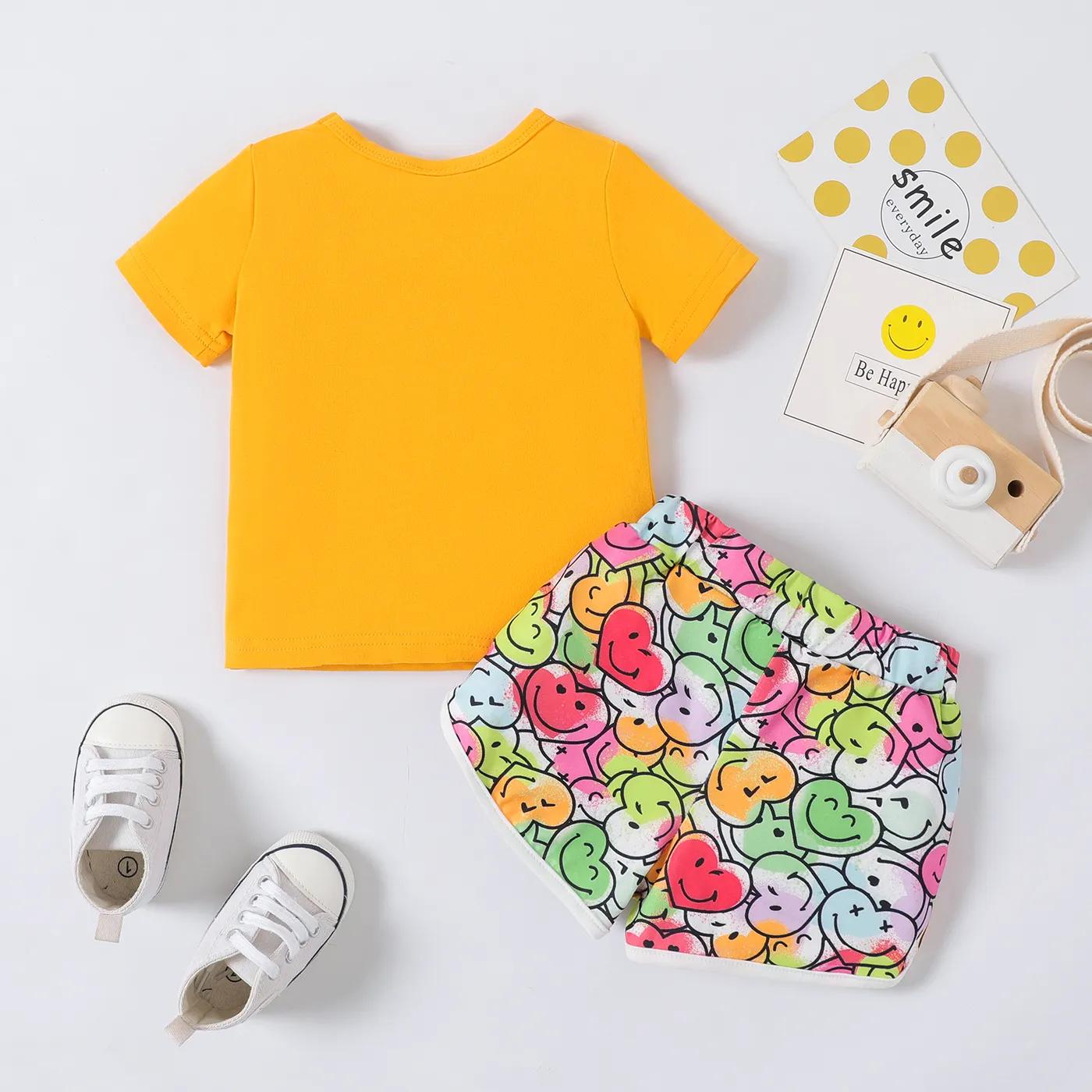 2pcs Baby Boy/Girl 95% Cotton Short-sleeve Tee and Allover Heart  Print Shorts Set DarkOrange image 2