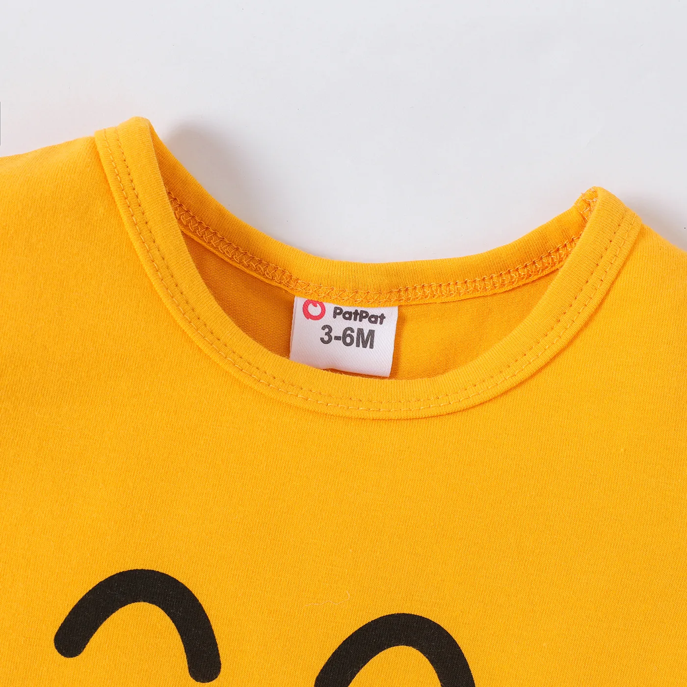 2pcs Baby Boy/Girl 95% Cotton Short-sleeve Tee and Allover Heart  Print Shorts Set DarkOrange image 4