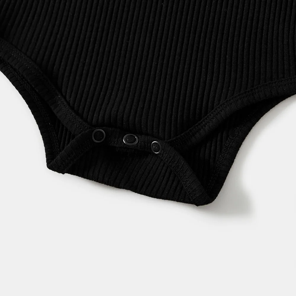 Mommy and Me Black Polo Neck Short-sleeve Dresses big image 3
