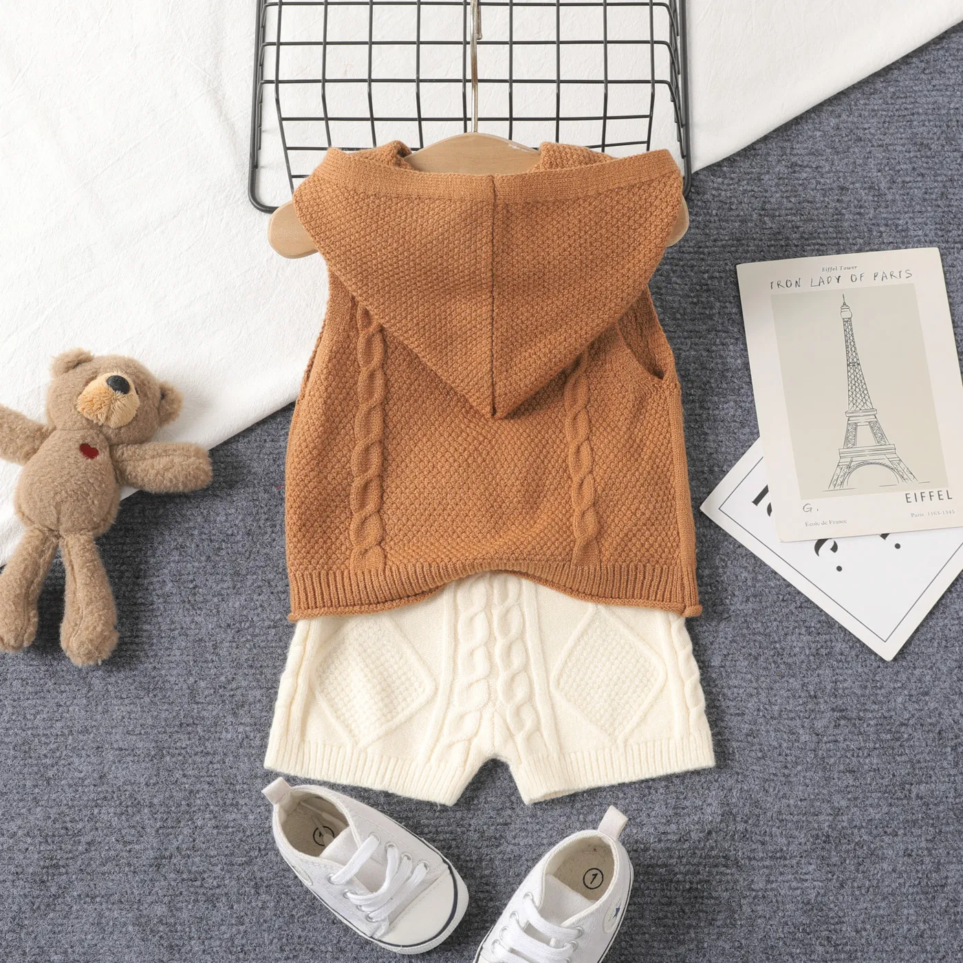 2pcs Baby Boy Solid Cable Knit Hooded Tank Top and Shorts Set  Brown image 2