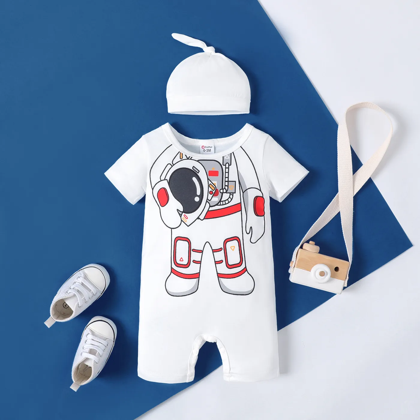 2pcs Baby Boy Astronaut Print Short-sleeve Jumpsuit and Hat Set White big image 1