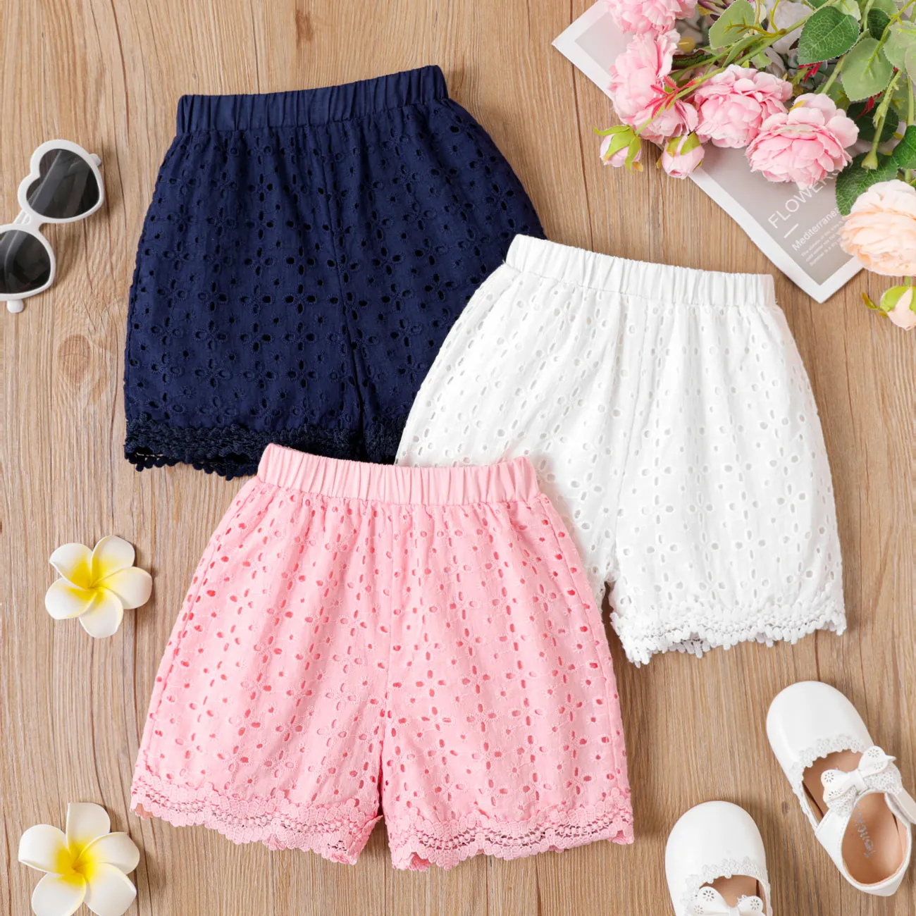Lace-trimmed Shorts - White/floral - Ladies