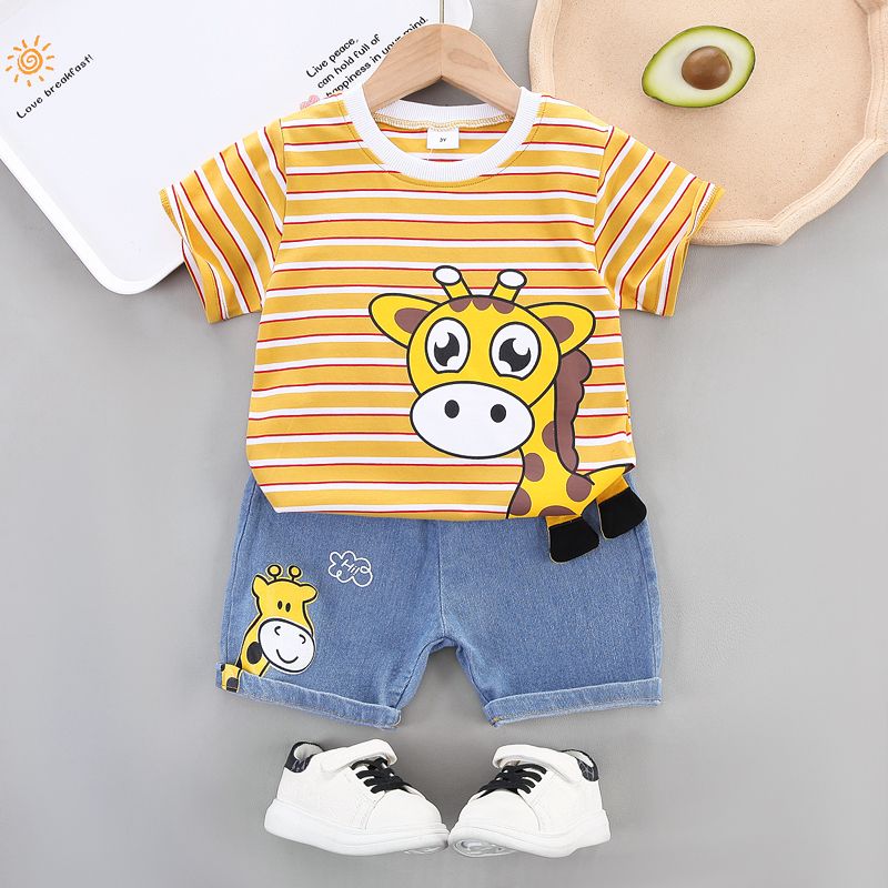 2pcs Toddler Boy Cotton Giraffe Graphic Striped Tee And Denim Shorts Set