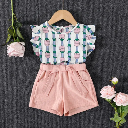 2pcs Toddler Girl Strawberry Print Flutter-sleeve Top and Solid Belted Shorts Set