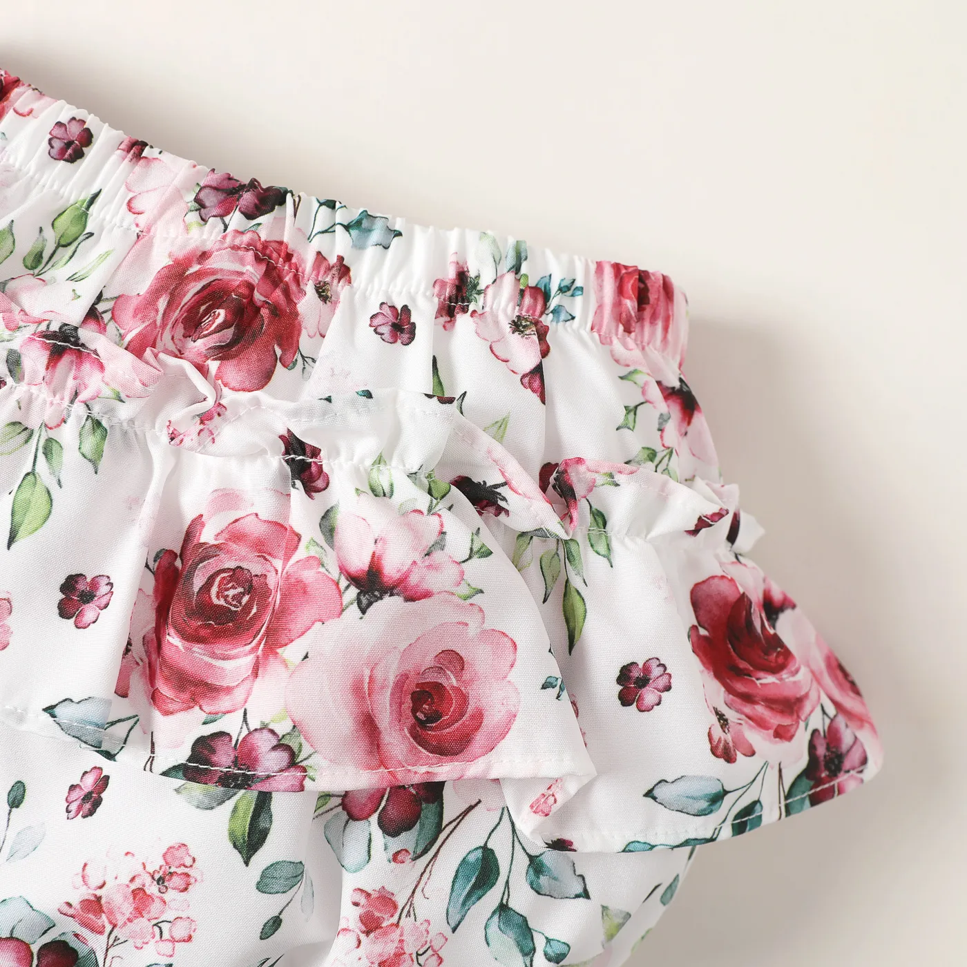 2pcs Baby Girl 100% Cotton Twist Knot Front Cami Top and Floral Print Shorts Set  Burgundy image 4
