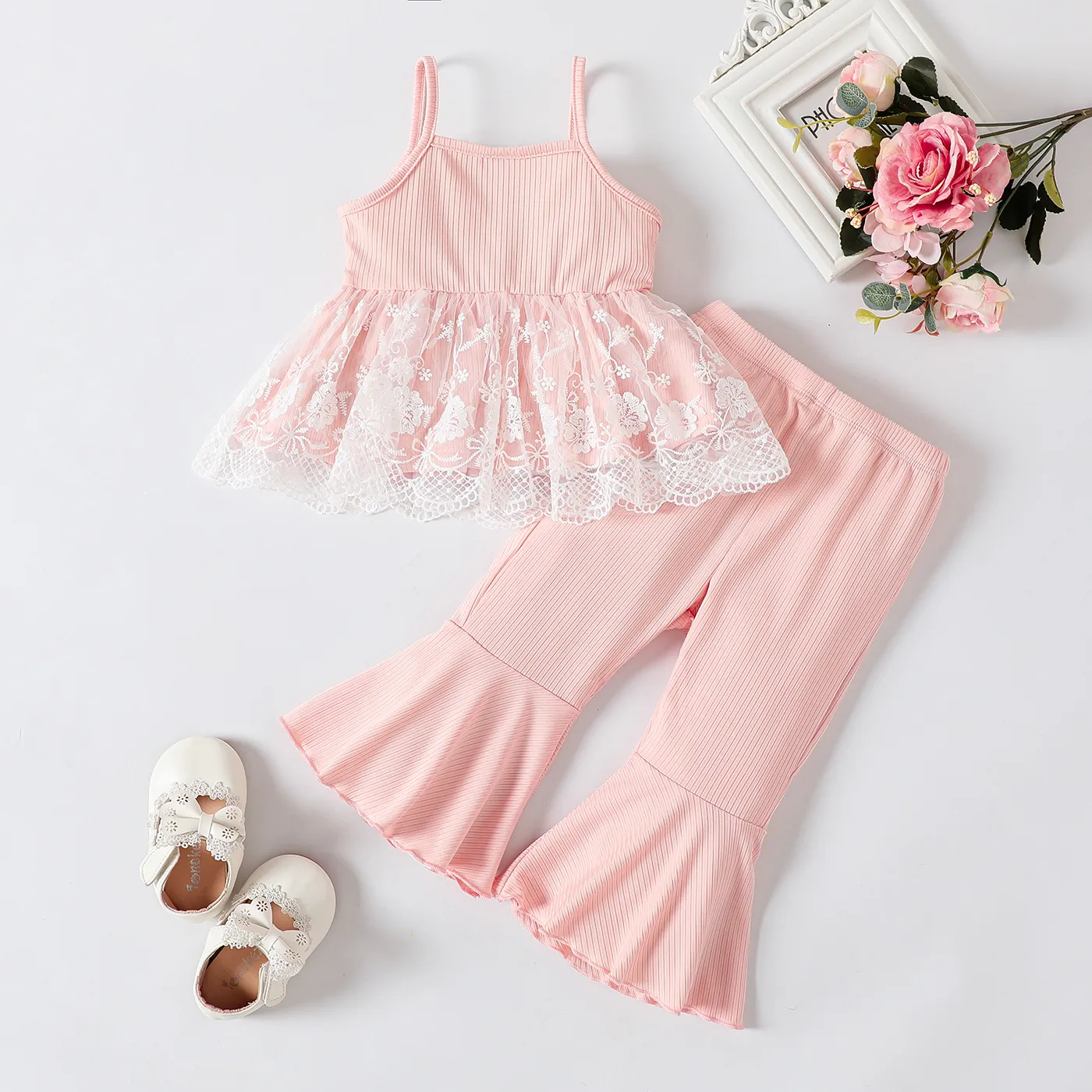 2pcs Baby Girl Lace Ruffle Hem Rib-knit Cami Top and Flared Pants Set  big image 1