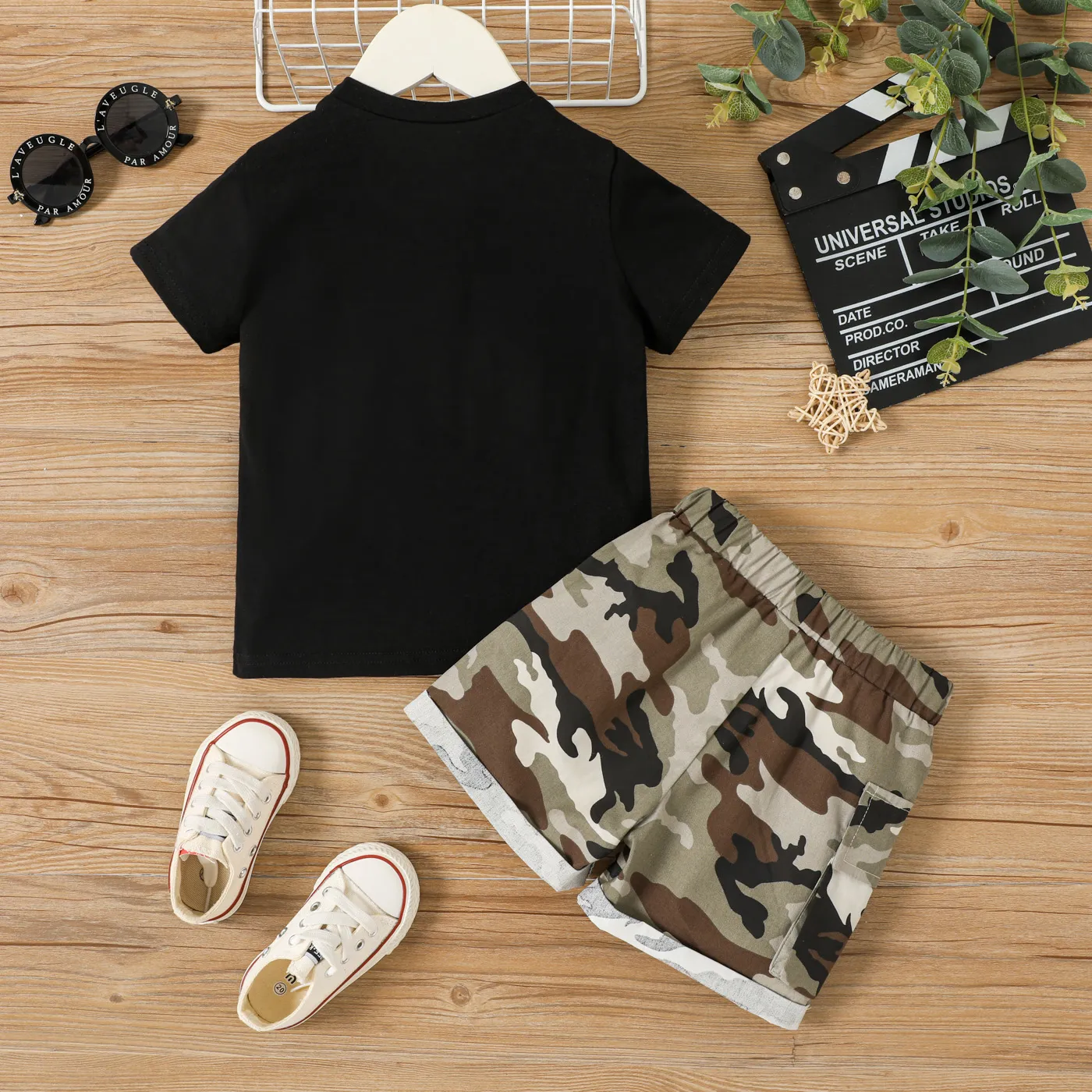 2pcs Toddler Boy Novelty Graphic Short-sleeve Tee and Camouflage Shorts Set  Black image 2