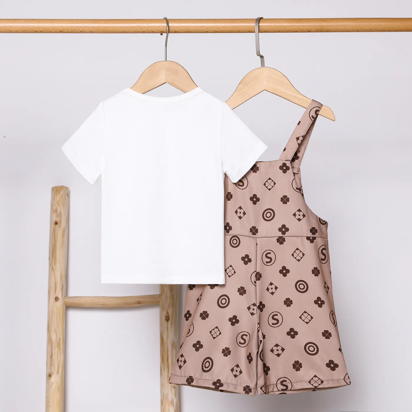 2pcs Toddler Boy Letter Print Short-sleeve Tee and Geo Pattern Overall Romper Set   Coffee image 3