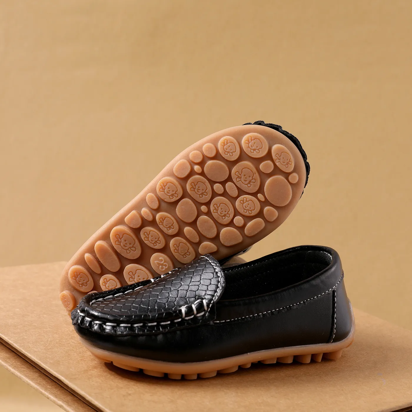 Toddler/Kid Soft Sole Non-slip Texture Solid Shoes  image 2