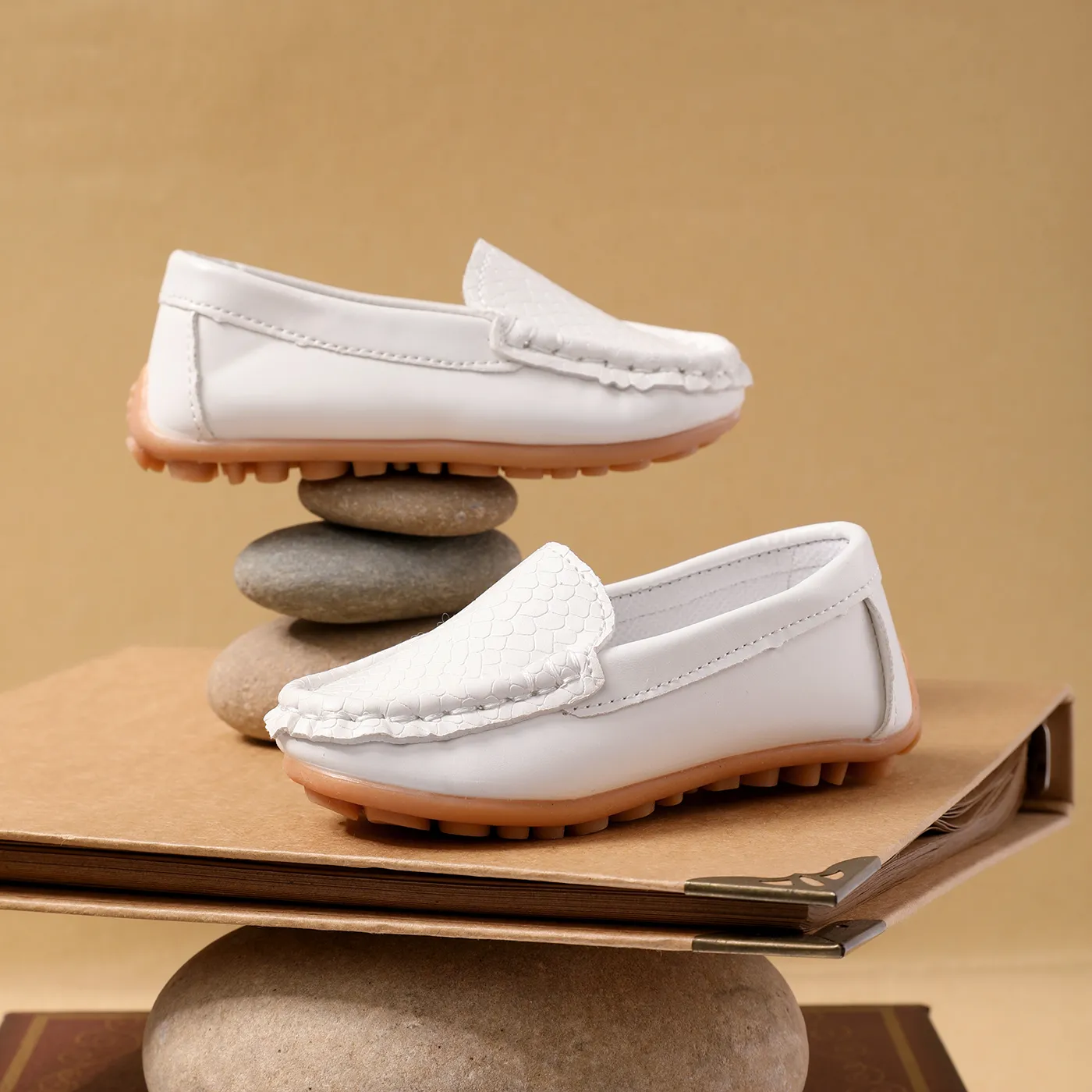 Toddler/Kid Soft Sole Non-slip Texture Solid Shoes  image 2