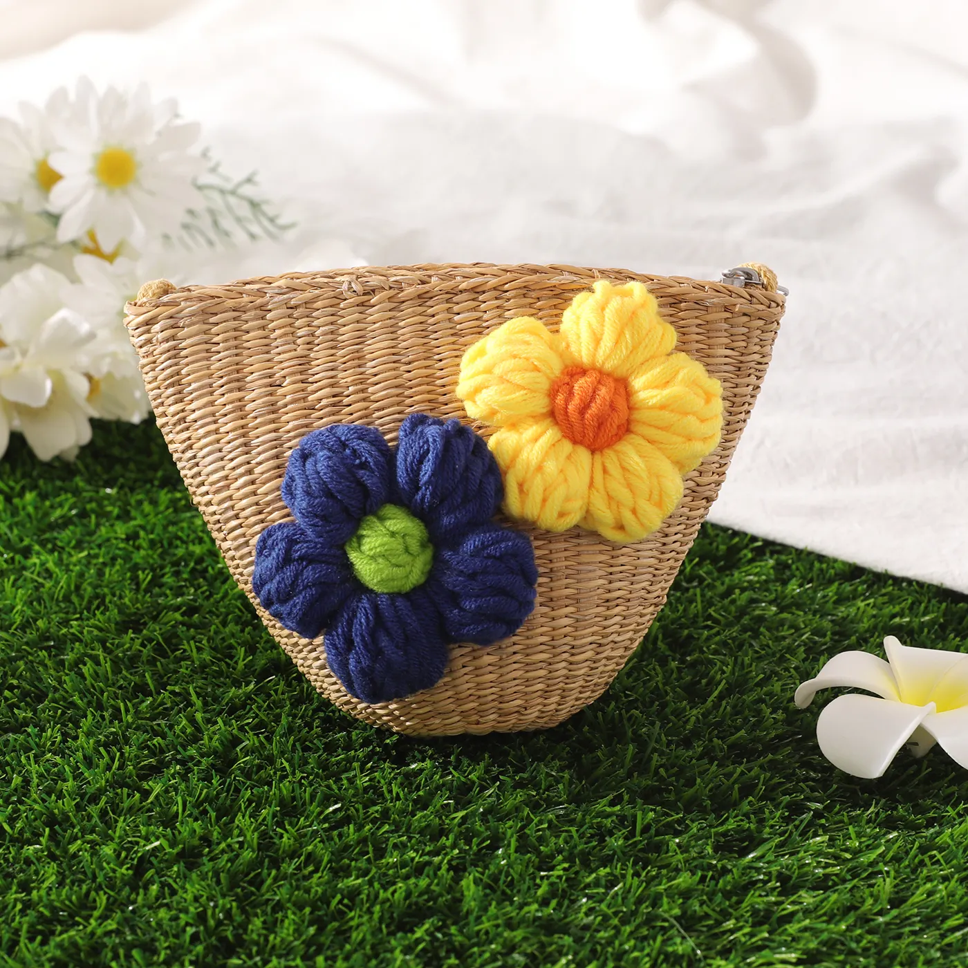 

Toddler/Kid Floral Pattern Woven Coin Bag