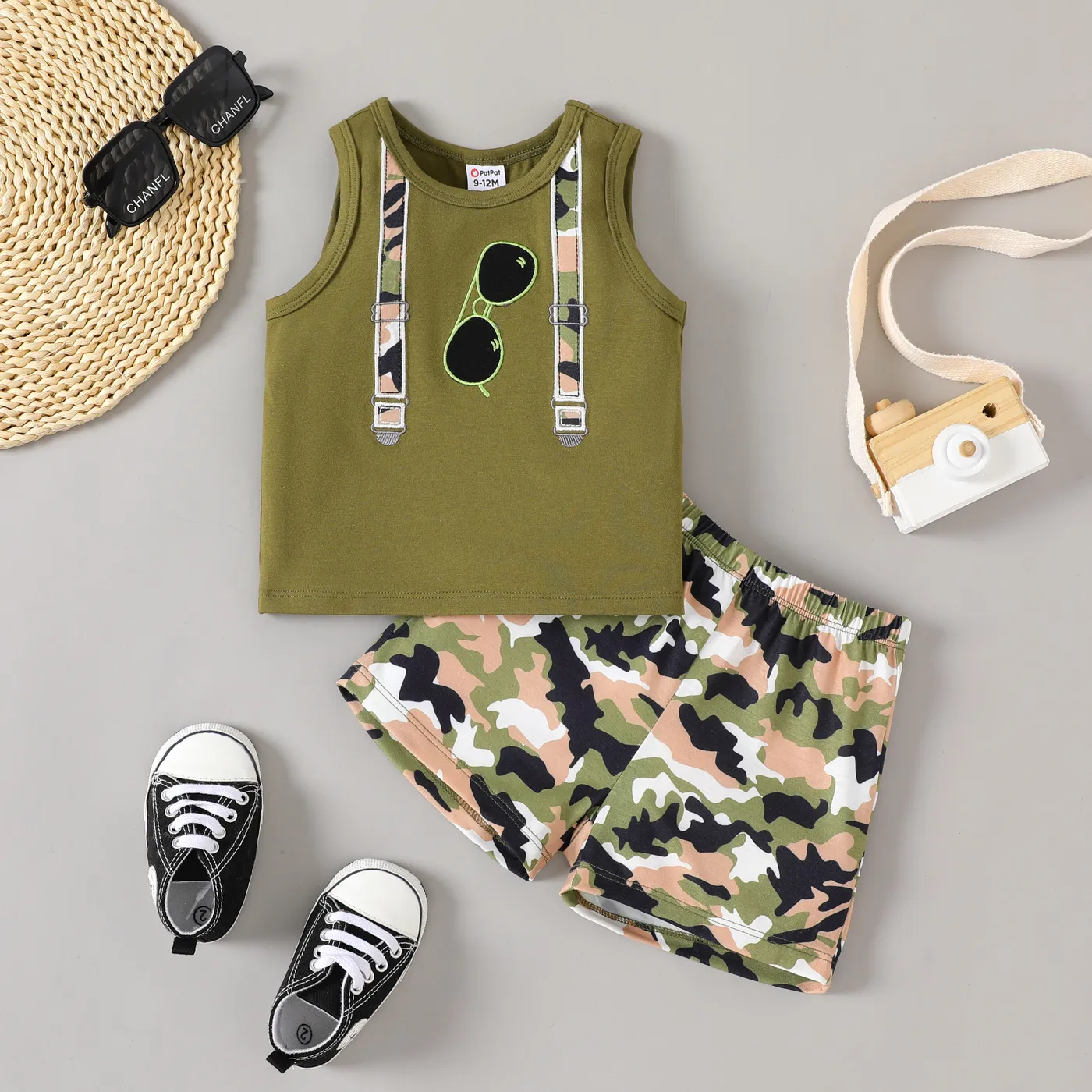 2pcs Baby Boy Naia™ Camouflage Glasses Top and Shorts Set Army green big image 1