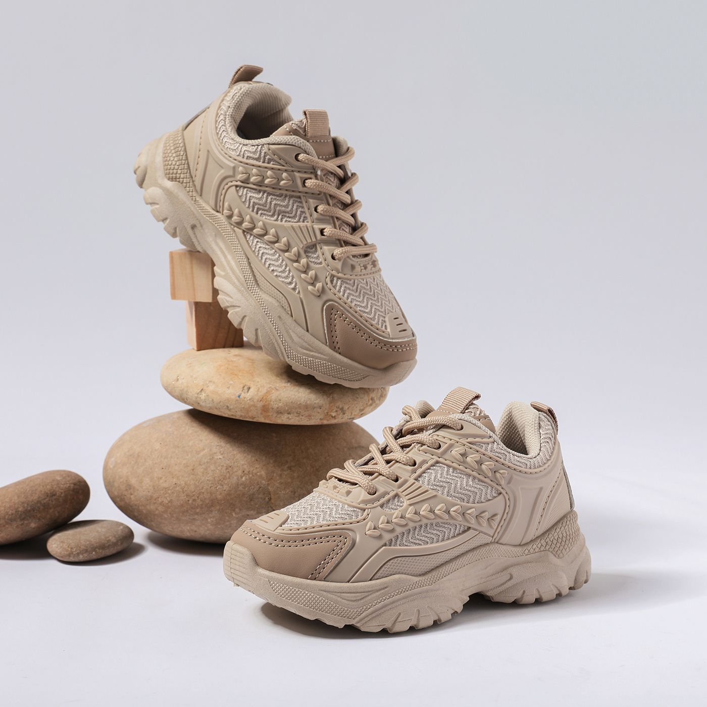 

Kids Lace-Up Front Chunky Solid Sneakers Sport Shoes