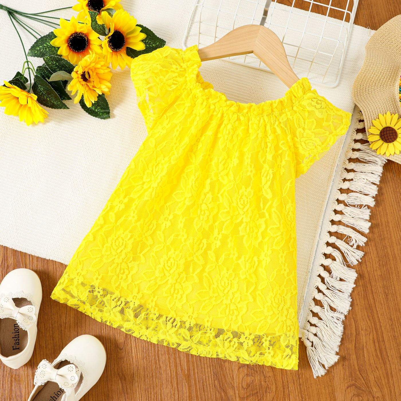 

Toddler Girl Guipure Lace Short-sleeve Dress