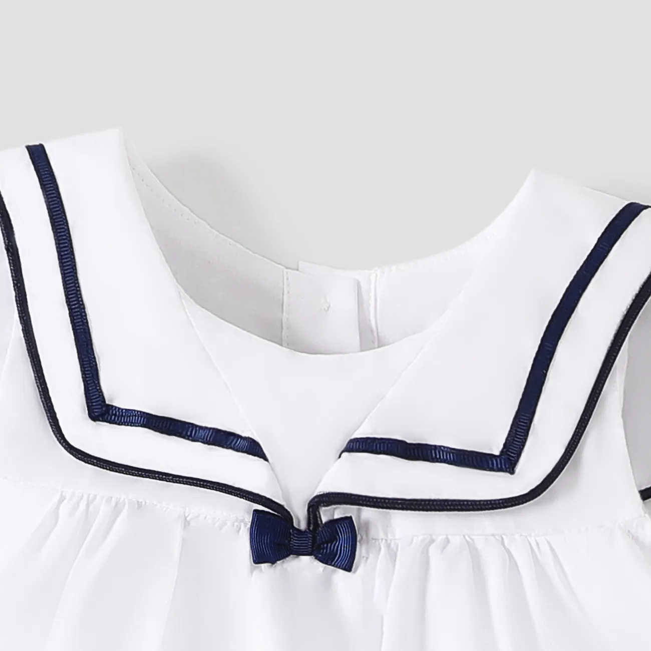 2pcs Baby Girl 100% Cotton Statement Collar Sleeveless Top and Bow Decor Cotton Shorts Set White big image 1