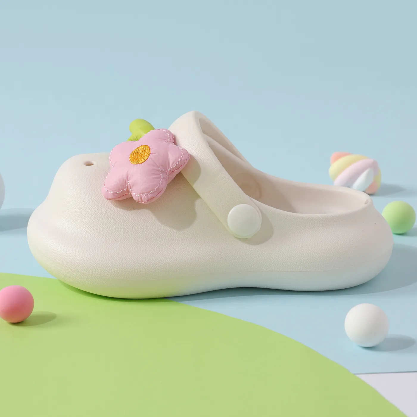 Toddler/Kid Floral Pattern Soft Sweet Hollow Shoes  White image 3