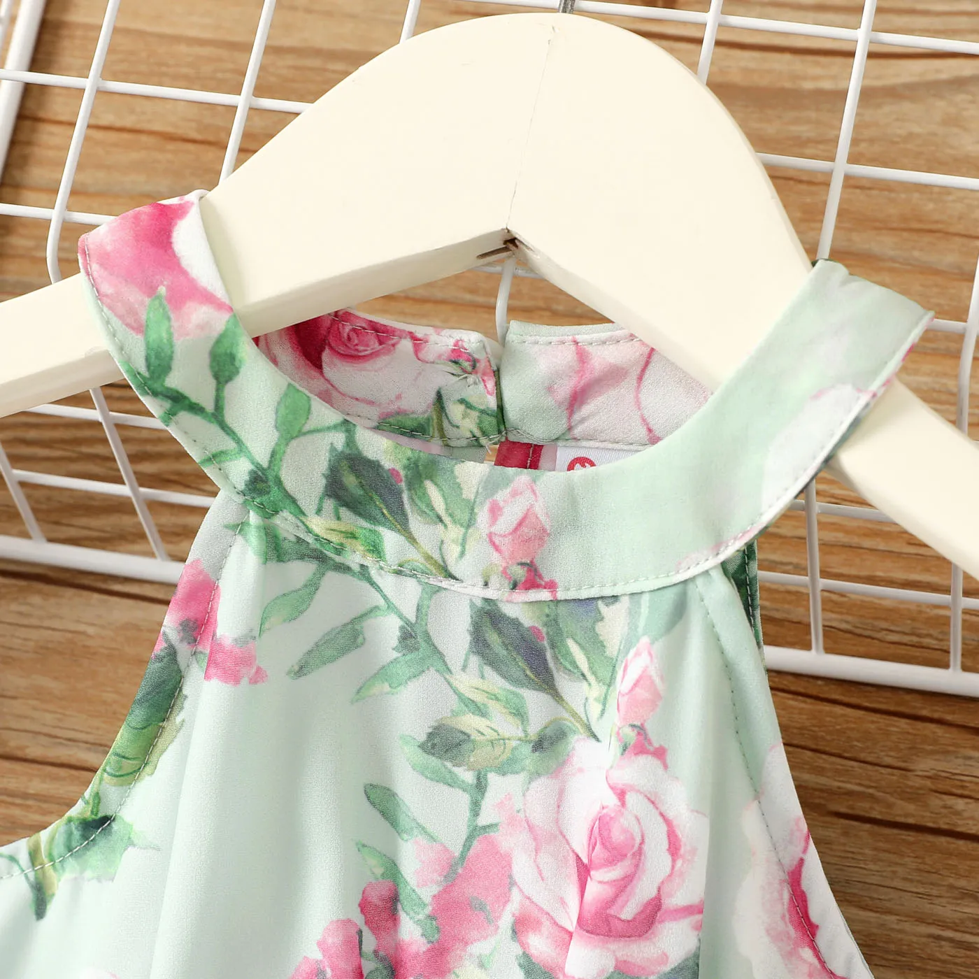 Toddler Girl Allover Floral Rose Print Belted Halter Neck Dress  Green image 3