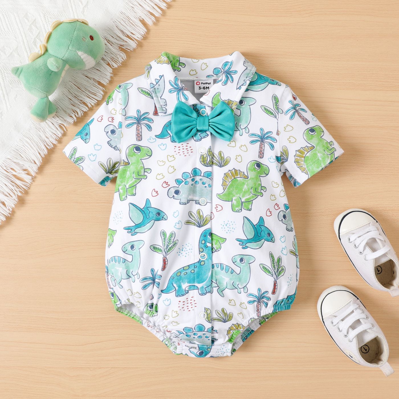 

Baby Boy/Girl Cotton Bow Tie Allover Dinosaur Print Lapel Collar Short-sleeve Romper